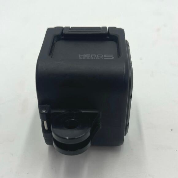 Go Pro Hero 5 Camera Bundle with Accessories & Case- Chest strap, Mounts TESTED - Picture 6 of 11